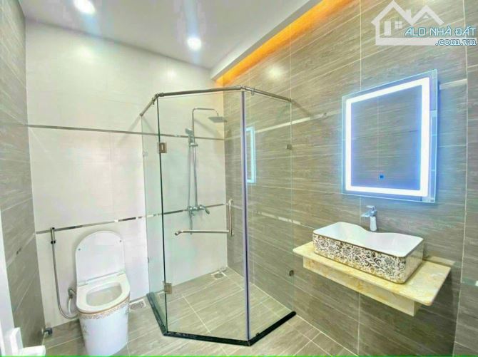 Bán Nhà Phố Hiện Đại hẻm 2534 Huỳnh Tấn Phát, 100m2 giá 7,6 tỷ - 6