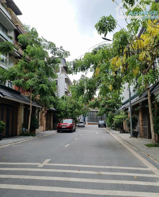 BÁN LIỀN KỀ  QUẬN HAI BÀ TRƯNG -THE MINORI VILLAGE - GIÁP NGÃ TƯ BẠCH MAI CHỢ MƠ- Ô TÔ TẢI