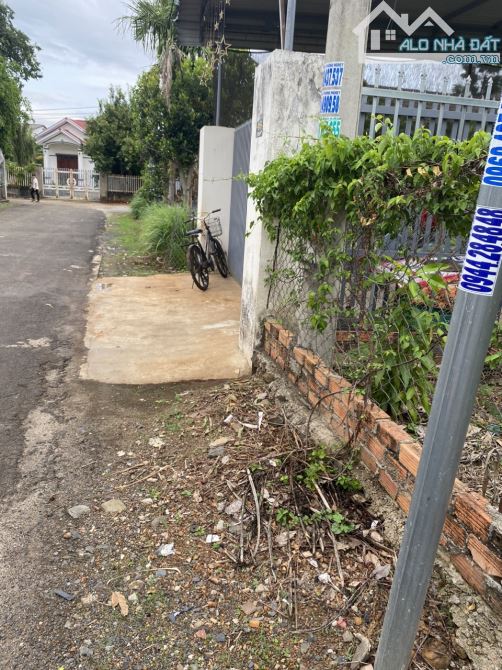 cần bán lô đất 7x29 hẻm đường nhựa thôn 8 Hòa Khánh gần quốc lộ 14 trong khu dân cư đ.đúc - 1
