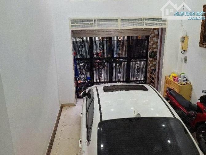 Bán nhà hẻm xe hơi thông Nguyễn Tư Giản P12 Gò Vấp 76m2, 4 tầng chỉ 7.3 tỷ - 1