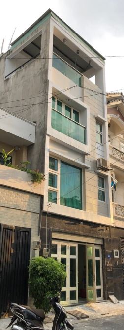 Cho thuê nhà nguyên căn DTSD 170m2 1 Trệt 2 lầu 1 tum đầy đủ nội thất 15TR - 1