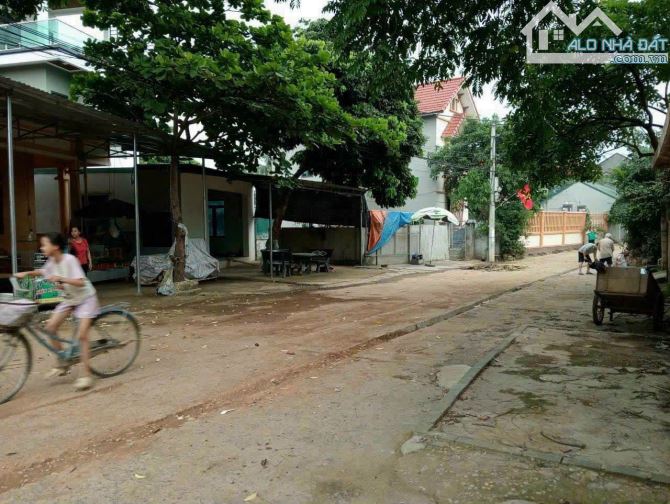 BÁN ĐẤT PHÚ CÁT - LÔ GÓC - Ô TÔ TRÁNH - KINH DOANH TỐT - VỊ TRÍ ĐẸP 316M 8MT GIÁ 5.5 TỶ - 2