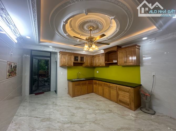 4 X 20M - MẶT TIỀN KINH DOANH - ĐƯỜNG NHÁNH NGUYỄN ẢNH THỦ - 30M RA MT LỚN - 5 TẦNG - 3