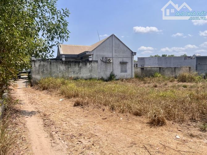 ✨ Ngang 22 dài 46 (Tổng: 1.000m2) QH: ĐẤT Ở 100%, 1/ đường Hùng Vương cách 50m - 4,5Tr/ m2 - 3