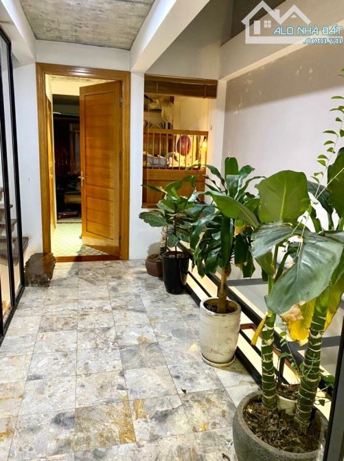 Nhà đẹp khu VIP 918, sân gôn Long Biên, 50 m2, vỉa hè ô tô tránh, chỉ 11.9 tỷ. - 4