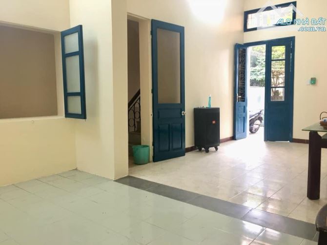 Cho thuê cả nhà Doãn Kế Thiện - Mai Dịch 80m2 x 4,5T, ô tô đỗ cửa, ĐH, NL đầy đủ