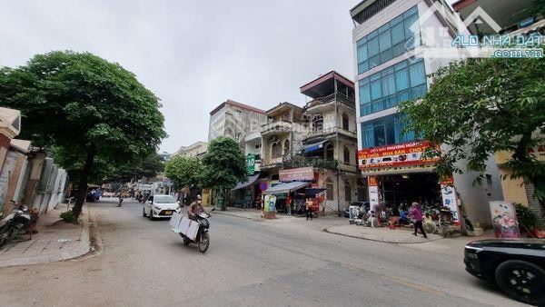 BÁN MẢNH ĐẤT VÀNG CÒN SÓT LẠI MP BÀ TRIỆU HĐ 100m2 x Mt7,36m hậu 7,75m giá 26 tỷ