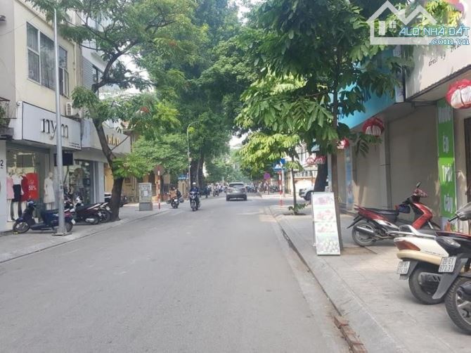 BÁN MẢNH ĐẤT VÀNG CÒN SÓT LẠI MP BÀ TRIỆU HĐ 100m2 x Mt7,36m hậu 7,75m giá 26 tỷ - 2