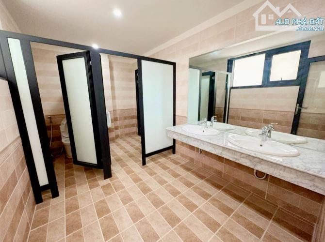 MẶT PHỐ QUAN HOA, CẦU GIẤY - TÒA NHÀ 9 TẦNG THANG MÁY MỚI TINH ĐẸP NHẤT PHỐ - 5
