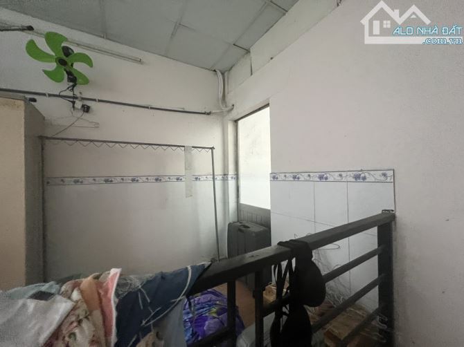Khu dân cư Bình Phú 2, p.10 quận 6: 3x7m, 1 lầu - 7