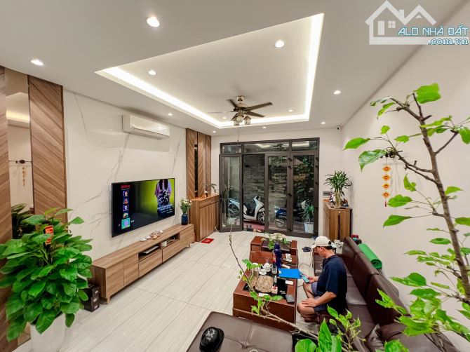 Nhà Phố Trần Cung, Ô Tô Đỗ Cửa, Đẹp Long Lanh, 70M, 4T, MT 4,5m, 11,45 Tỷ, Kd, Cho Thuê - 2