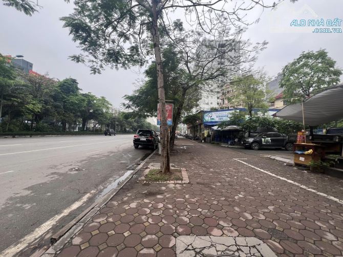 BÁN ĐẤT SÁT PHỐ LÔ GÓC 4 THOÁNG 75 TỶ 240m MT 15m Ô TÔ TRÁNH KINH DOANH XUÂN LA TÂY HỒ - 3