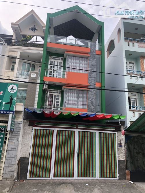 Mặt tiền Nguyễn Khuyến, 4 x 16m, 5 Tấm thuận tiện KD Giá 10.9 tỷ thương lượng Mạnh