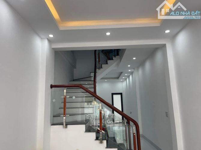 bán căn nhà mới xây 3 tầng ngõ Phường Ngọc Châu - HẢI DƯƠNG