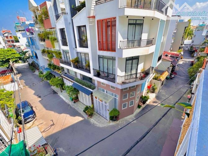 Bán nhà 4 Tầng, 76m2(4x19) , Có THANG MÁY Hxt Nguyễn Văn Khối Quận Gò Vấp,  Giá 12.5Tỷ