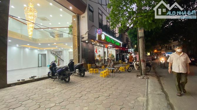 BÁN NHÀ MẶT NGÕ GỐC ĐỀ MINH KHAI HAI BÀ TRƯNG - 80M 8T MT 5M - VỈA HÈ RỘNG DOANH SẦM UẤT