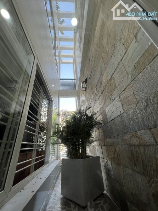 Bán Nhà 5 Tấm, 5x21m ( Sàn 310.1m2) Đường 12m Đặng Thùy Trâm - Đại Học Văn Lang Hoàn Công - 10