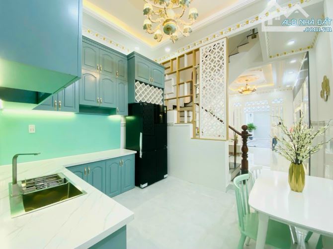 Nhà bán hẻm 67 Đào Tông Nguyên, 3 tầng, 5.9 tỷ - 2