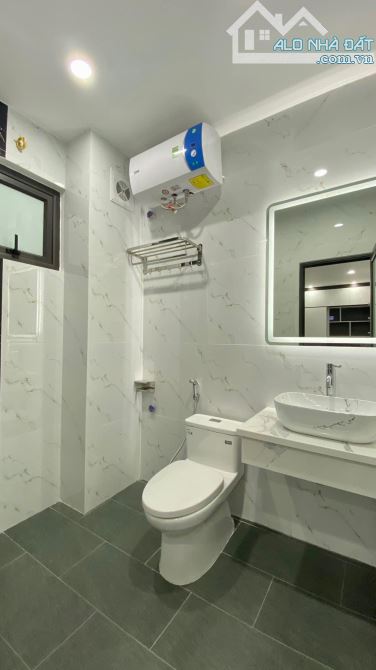 BÁN NHÀ MẶT NGÕ GỐC ĐỀ MINH KHAI HAI BÀ TRƯNG - 80M 8T MT 5M - VỈA HÈ RỘNG DOANH SẦM UẤT - 5