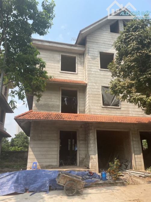 Qũy liền kề biệt thự Bảo Sơn, DT 131m2-370m2, giá mềm nhất khu