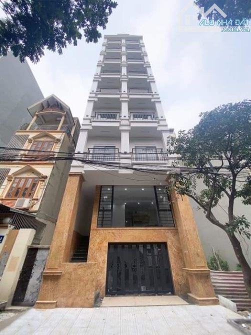 Tòa khách sạn Phố Phương Mai, lô góc, thang máy, Dòng tiền 1.2 tỷ/năm, 68m2*10T