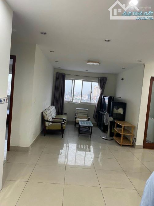 Cho thuê chung cư Nguyễn Phúc Nguyên, P10, Quận 3: 85m2, 2p ngủ, 2wc, giá 14tr. - 2