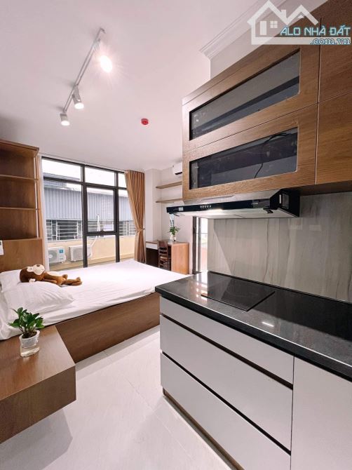 Toà Apartment Cầu Giấy 2 mặt thoáng, ngõ đẹp, 110m*7T, 30P kk full đồ, dòng tiền 8.5%/ năm - 2