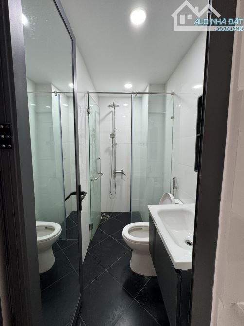 Bán Tòa Nhà Căn Hộ Đường Trần Quốc Thảo Q.3 Thu Nhập Gần 2 Tỷ Mỗi Năm - 2