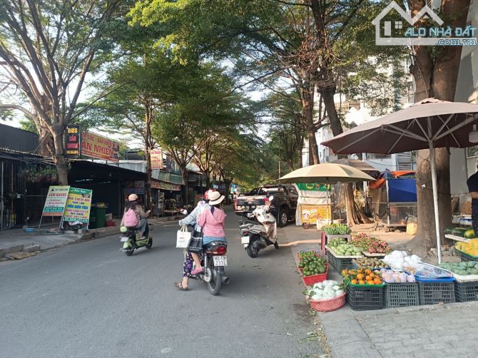 Bán lô đất 245m2 - mặt tiền view sông - gần Bệnh Viện Quốc Tế Hạnh Phúc - đường nhựa - 4