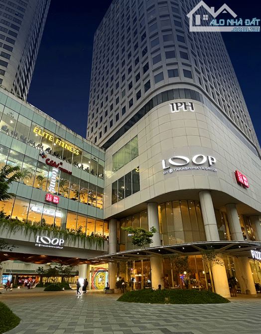 Cho thuê văn phòng tòa nhà Indochina Plaza giá rẻ DT từ 153m2 - 1156m2