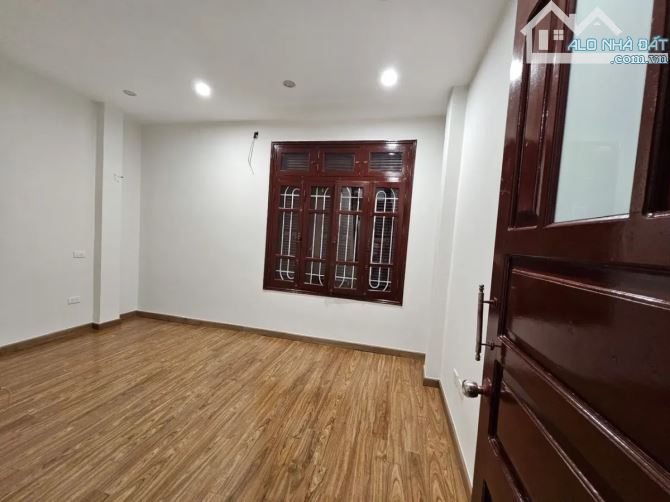 Bán nhà Nhân Mỹ, Mỹ ĐÌnh, Nam Từ Liêm. KD, Ô tô, MT rộng. 40m2. Giá : 14,8 tỷ