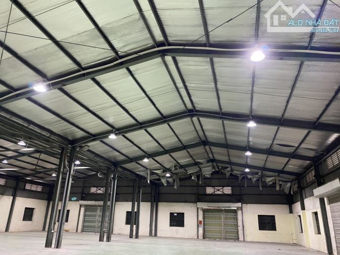 cho thuê kho xưởng CCN Thanh Oai, Hà Nội. Diện tích kho 2000m2, chiều cao tầm 7 có pccc