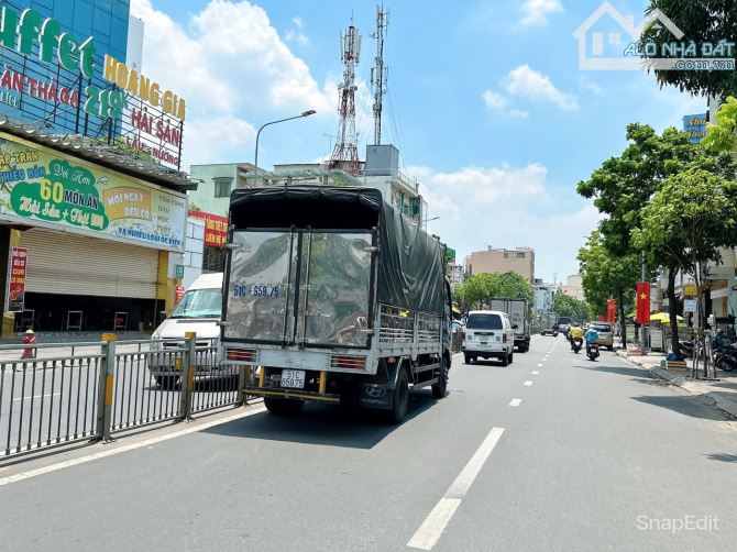 Bán nhà KD đa ngành Lũy Bán Bích ngang gần 6m 134m2 3 lầu BTCT xe tải thông gần Ủy ban. - 1