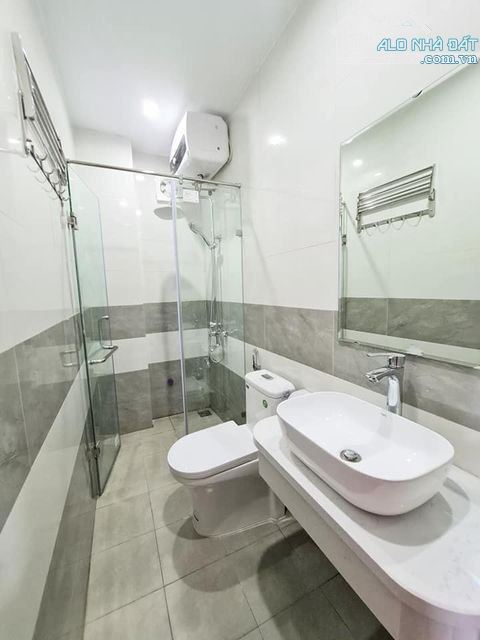 Bán nhà 5 tầng Dt 38m Mt 4m khu phân lô Quân Đội Hoàng Văn Thái Giá 7,8 tỷ - 5