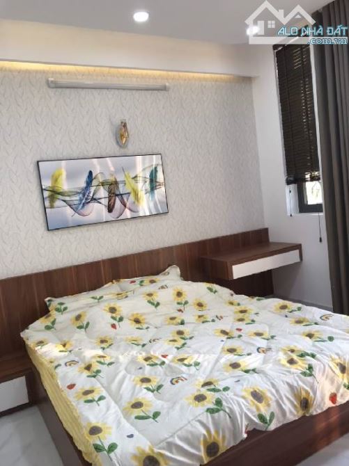 GẤP BÁN TRONG MỘT TUẦN. NHÀ 68M2 - 4 TẦNG. BÀNH VĂN TRÂN. TÂN BÌNH. CHỈ 8,99 TỶ.
