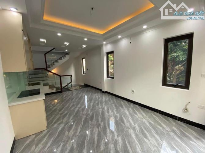 Cho thuê nhà riêng 5 tầng Sài Đồng, Long Biên. 36m. Giá: 13 triệu/tháng - 1