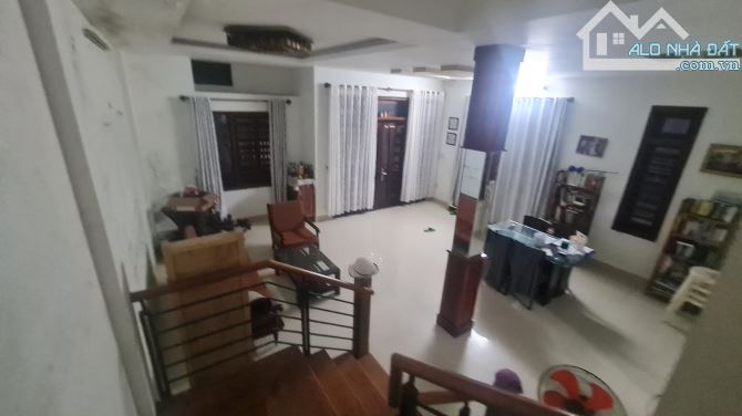Nhà đẹp 3 tầng 2 mặt tiền Tùng Thiện Vương. Gần ngã tư TrươngGiaMô. - 2