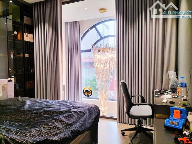 Tái Định Cư Mới gần Hồ Tùng Mậu, 60m2, 5 Tầng Mới Tinh, Nội Thất Sịn, Cây Xanh, Vỉa hè 4m - 4
