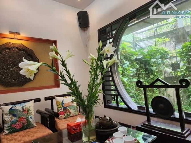 Bán nhà Định Công Thượng sổ 124m2 - giá 13.9 tỷ - 1