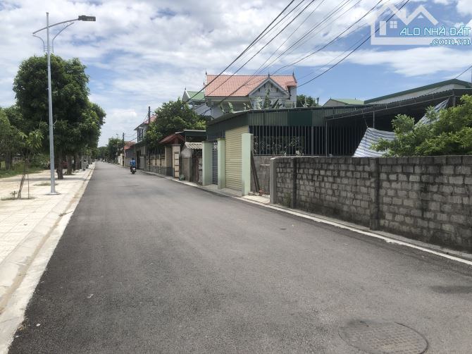 Bán lô đất trống xóm 12 Nghi Phú, tp. Vinh. Cách Sở Tài nguyên và Môi trường mới 100m - 1