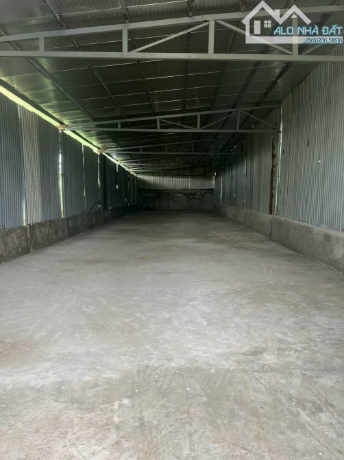 Cho thuê 400m2 kho Vũ Quỳnh, Thanh Trì,xe container đỗ cửa - 1