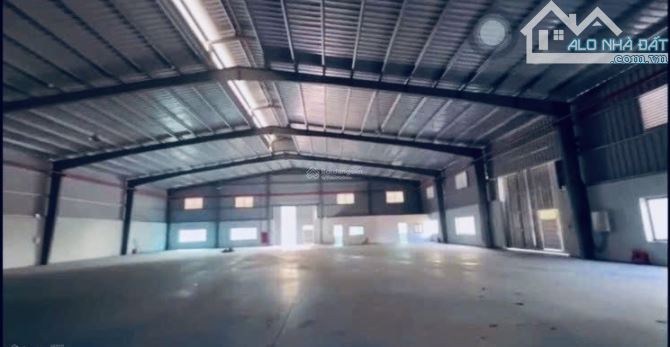 Cho thuê 2300m2 sẵn 1000m2 sân bãi miễn phí có PCCC - 3