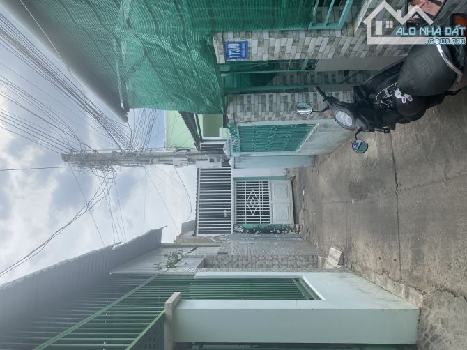 Bán căn nhà cấp 4-  KP4-Phường Phú Thuỷ - Phan Thiết - Vị trí :Hẻm 173 Thủ Khoa Huân - 3
