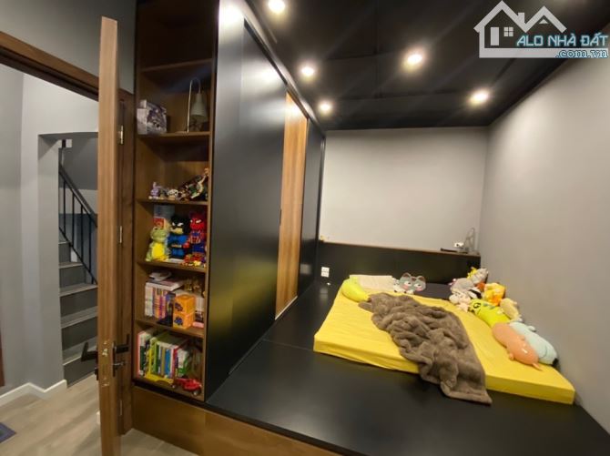 BÁN NHÀ MẶT NGÕ 20 CÁT LINH ĐỐNG ĐA - MỚI ĐẸP: 30M2, 5 TẦNG, MT 6M - CỰC HIẾMBÁN NHÀ MẶT N - 7