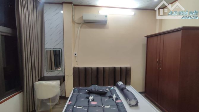 cần bán gấp nhà 4 tầng , 59m giá 13.7 tỷ tại nguyễn ngọc nại thanh xuân.