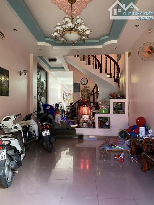 Bán nhà mặt tiền Võ Thành Trang-ngang 4.6m-4PN-nhà mới-thang máy+nội thất sang-xịn