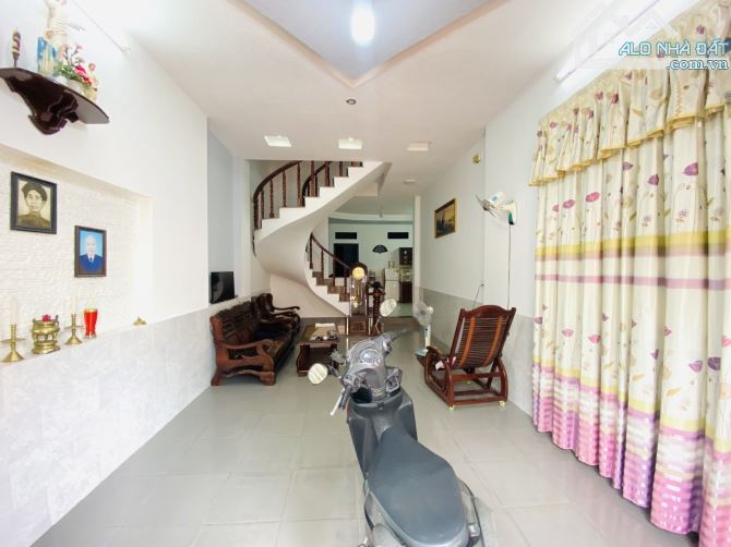 GIÁ QUÁ RẺ, Nhà HXH Phan Huy Ích, 122m2, 3 tầng, 8.8 tỷ TL - 1