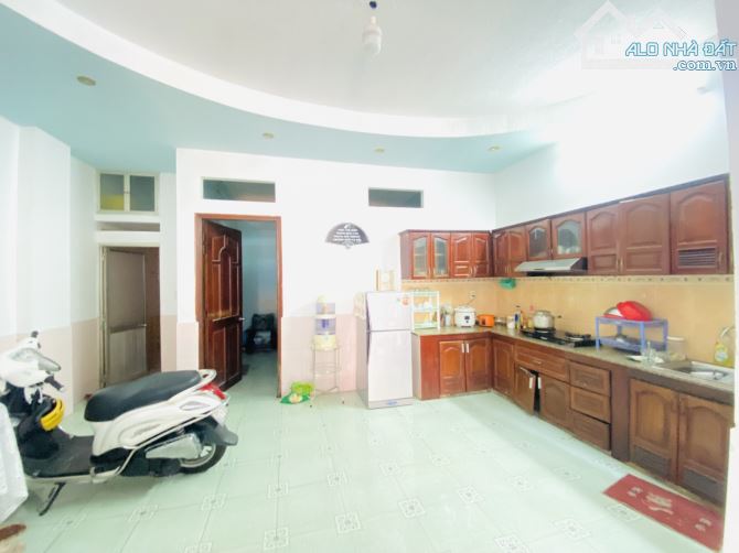 GIÁ QUÁ RẺ, Nhà HXH Phan Huy Ích, 122m2, 3 tầng, 8.8 tỷ TL - 2
