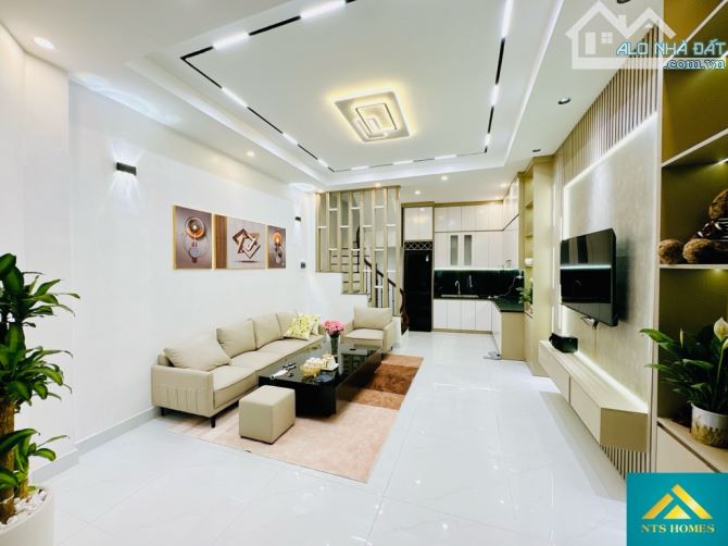 Bán nhà 37m2, 4 tầng, ngõ rộng, thông thoáng, Lê Thanh Nghị, Hai Bà Trưng, chỉ hơn 6 tỷ - 2