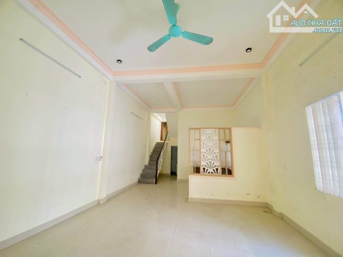 Bán nhà kinh doanh đường Huỳnh Tấn Phát - 2